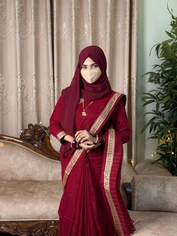 প্রিমিয়াম কোয়ালিটি টাংগাইল নকশি পার বুটিক শাড়ি